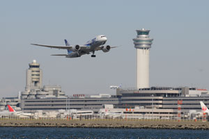 羽田空港D滑走路モーニングクルーズ（日帰り）